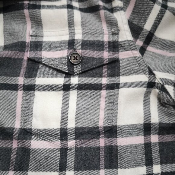 Tilley Ladies Size Small Button Front Grey, Pink, & White Plaid Shirt - Picture 6 of 10